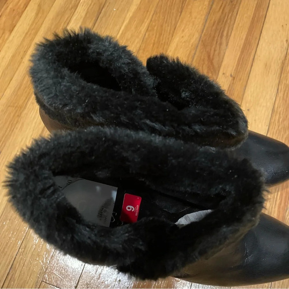 Guess IVORIE Black Leather Faux Fur Trim Booties Women’s Size 9 - Picture 16 of 16